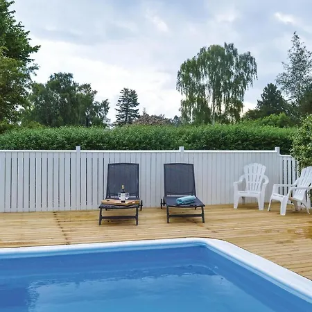 Four-bedroom In Grasted *